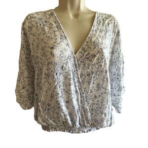 Mahina ~ White and Blue Floral cropped top ~ smocking hem detail ~ Dolan sleeve